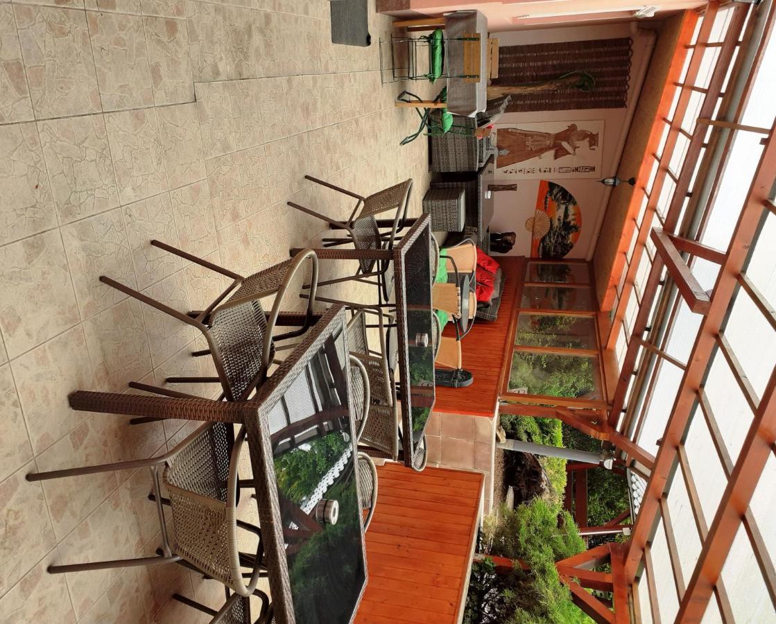 Flamingo Vendeghaz Bed & Breakfast เอ็กเกอร์ ภายนอก รูปภาพ