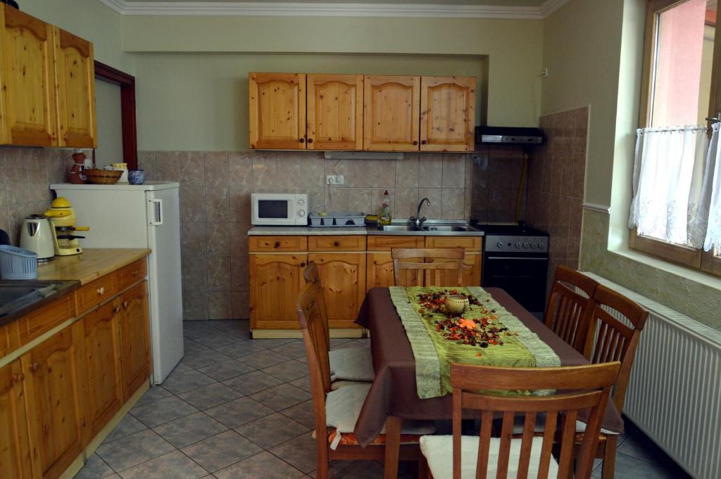 Flamingo Vendeghaz Bed & Breakfast เอ็กเกอร์ ภายนอก รูปภาพ